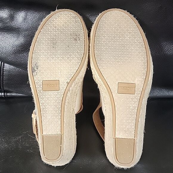 TOMS MONICA NATURAL WEDGE HEEL, SIZE 10 - Picture 9 of 13